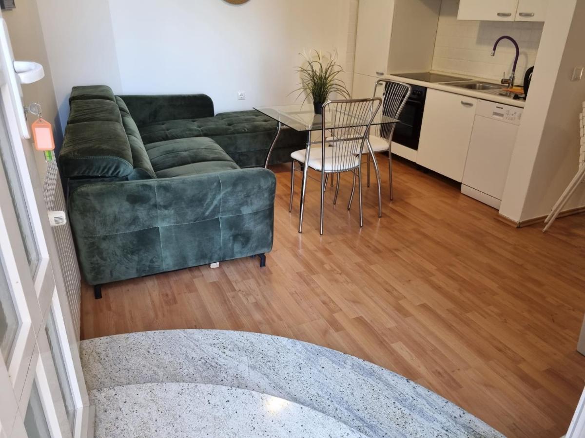 Apartamento Moro Vrbnik 2 Exterior foto