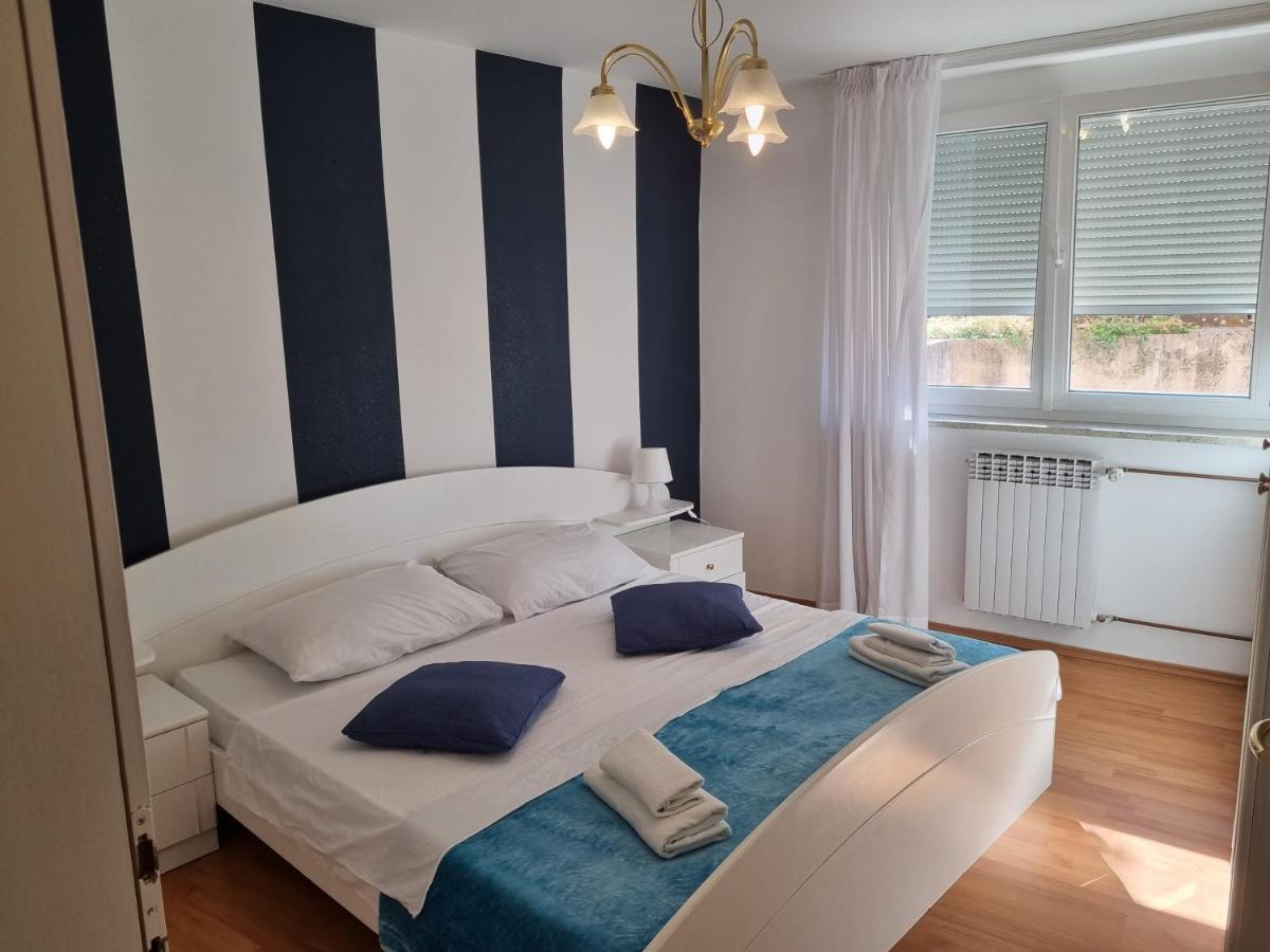 Apartamento Moro Vrbnik 2 Exterior foto
